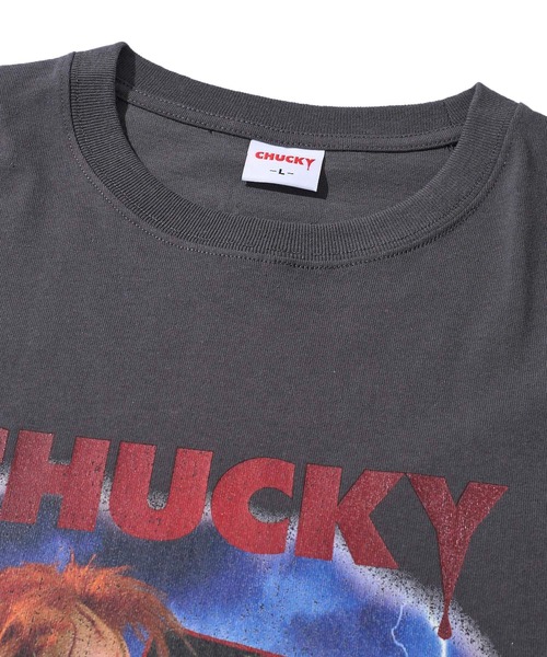 ADPOSION（アドポーション）の「【CHUCKY / チャッキー】POSTER DESIGN PRINT TEE / ポスター風デザインプリントTシャツ（Tシャツ/カットソー・レディース・ホワイト/ブラック・X-LARGE/LARGE/MEDIUM）」の7枚目の写真