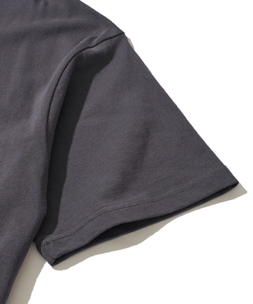 ADPOSION（アドポーション）の「【CHUCKY / チャッキー】POSTER DESIGN PRINT TEE / ポスター風デザインプリントTシャツ（Tシャツ/カットソー・レディース・ホワイト/ブラック・X-LARGE/LARGE/MEDIUM）」の9枚目の写真