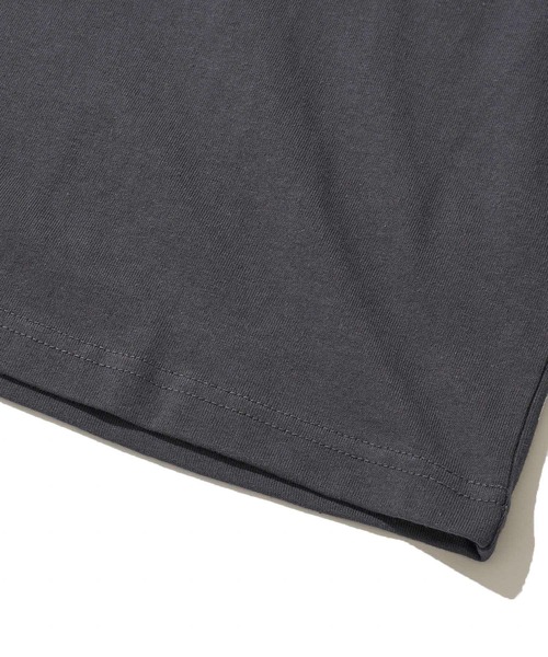 ADPOSION（アドポーション）の「【CHUCKY / チャッキー】POSTER DESIGN PRINT TEE / ポスター風デザインプリントTシャツ（Tシャツ/カットソー・レディース・ホワイト/ブラック・X-LARGE/LARGE/MEDIUM）」の10枚目の写真