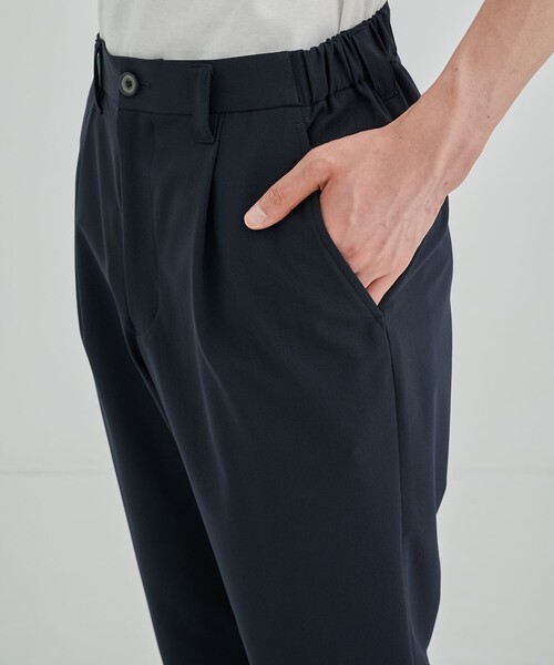 UNITED TOKYO（ユナイテッドトウキョウ）の「(EC限定）COMFORT FUNCTION アンクルパンツ（スラックス・メンズ・ブラウン/ダークグレー/グレイッシュベージュ/ネイビー・2/3/1）」の6枚目の写真
