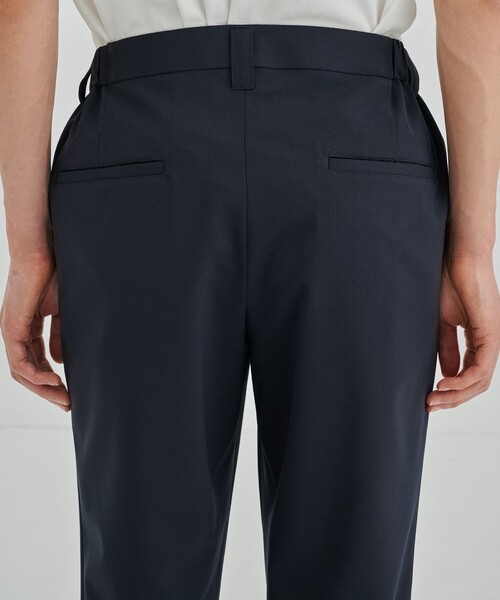 UNITED TOKYO（ユナイテッドトウキョウ）の「(EC限定）COMFORT FUNCTION アンクルパンツ（スラックス・メンズ・ブラウン/ダークグレー/グレイッシュベージュ/ネイビー・2/3/1）」の7枚目の写真
