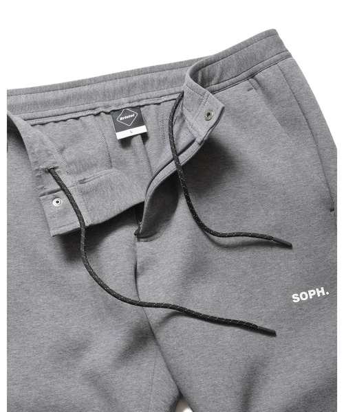 F.C.Real Bristol(エフシーレアルブリストル)の「TECH SWEAT JOGGER PANTS(スウェットパンツ・メンズ・ブラック/グレー/モカ・SMALL/MEDIUM/LARGE/X-LARGE/XX-LARGE)」の17枚目の写真