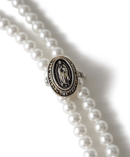 Subciety(サブサエティ)の「Medaille pearl necklace(ネックレス・メンズ・ホワイト/ブラック・FREE)」の21枚目の写真