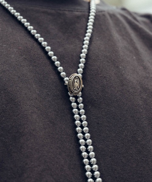 Subciety(サブサエティ)の「Medaille pearl necklace(ネックレス・メンズ・ホワイト/ブラック・FREE)」の4枚目の写真