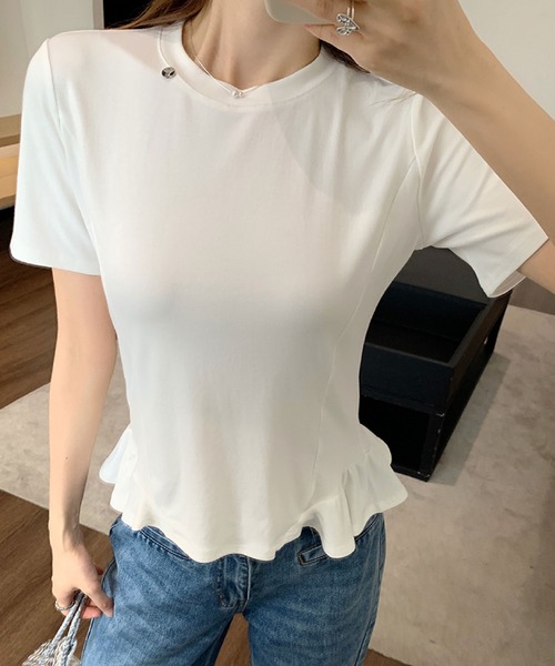 2ly2(トゥーリートゥー)の「裾フリルTシャツ(Tシャツ/カットソー・レディース・ブラック/グレー/イエロー/ホワイト・FREE)」の19枚目の写真