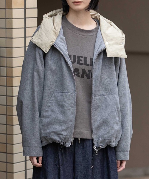 Munich（ミューニック）の「【軽量】【保温性】【吸水・速乾性】梳毛調合繊×ツイル×octaフーデットブルゾン（ブルゾン・レディース・ネイビー/チャコールグレー/グレー・S）」の15枚目の写真