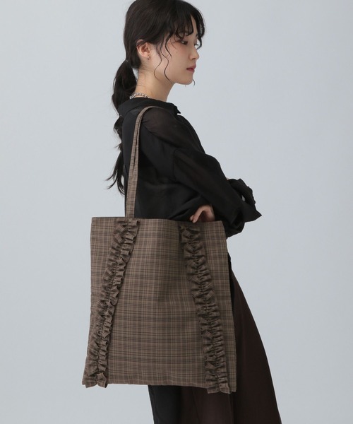 LEPSIM（レプシィム）の「フリルチェックトート　570599（トートバッグ・レディース・ブラウン/ブルー/ブラック・ONE SIZE）」の8枚目の写真