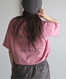 バックロゴデザインカラフルTシャツ