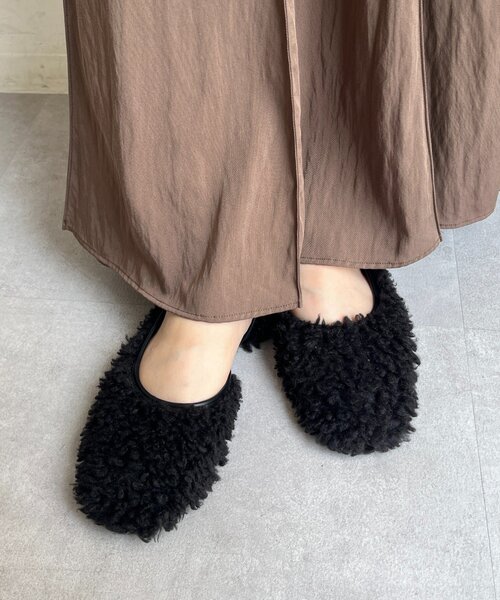 DouDou（ドゥドゥ）の「サイドオープンボアフラットシューズ（パンプス・レディース・ブラック/ベージュ・LARGE/SMALL/MEDIUM）」の9枚目の写真