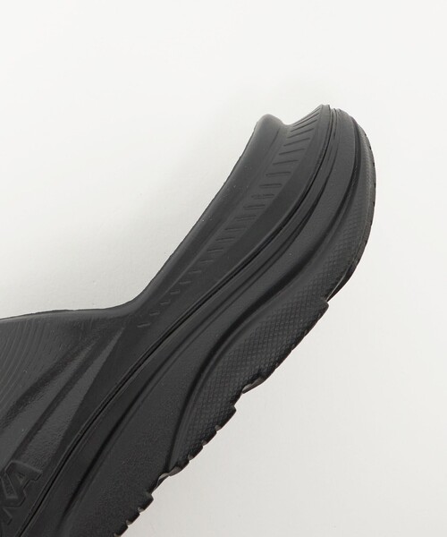 HOKA(ホカ)の「<HOKA>オラ リカバリー スライド 3 サンダル(サンダル・メンズ・ブラック・8/11/7/9/10)」の2枚目の写真