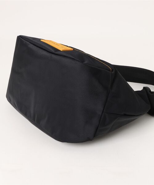 セール】ナイロン ミディ ホーボー ボーン イン スコットランド