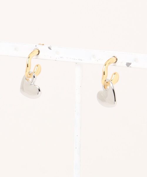 le cercle ADAM ET ROPE'(ルセルクルアダムエロペ)の「ハートフープピアス(ピアス(両耳用)・レディース・シルバー/ゴールド・FREE)」の7枚目の写真