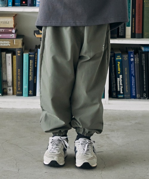 GENERATOR（ジェネレーター）の「GENERATOR/ジェネレーター トレーニングパンツ（その他パンツ・キッズ・カーキ/ブラック/ベージュ系その他/ベージュ・M/L/XL）」の4枚目の写真