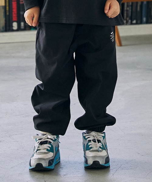 GENERATOR（ジェネレーター）の「GENERATOR/ジェネレーター トレーニングパンツ（その他パンツ・キッズ・カーキ/ブラック/ベージュ系その他/ベージュ・M/L/XL）」の2枚目の写真