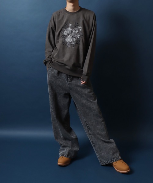 ANPAS（アンパス）の「Kersey Suede Flower Embroidery SweatShirt/カルゼ スウェード フラワー刺繍 スウェット トレーナー メンズ レディース（スウェット・メンズ・ホワイト/ホワイト系その他/ブラック/ブラック系その他・M/L/LL）」の21枚目の写真