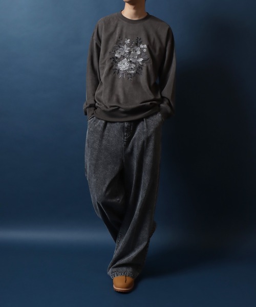 ANPAS（アンパス）の「Kersey Suede Flower Embroidery SweatShirt/カルゼ スウェード フラワー刺繍 スウェット トレーナー メンズ レディース（スウェット・メンズ・ホワイト/ホワイト系その他/ブラック/ブラック系その他・M/L/LL）」の19枚目の写真