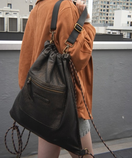 INTER FACTORY（インターファクトリー）の「emuniem by.ゆいか - 4wayビンテージナップサック（バックパック/リュック・レディース・ブラック・FREE）」の7枚目の写真