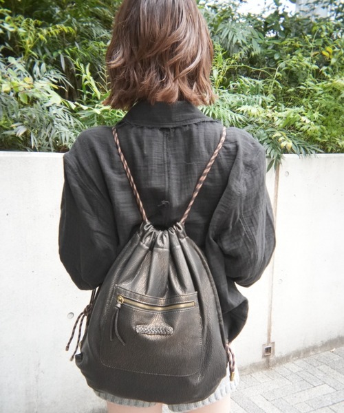 INTER FACTORY（インターファクトリー）の「emuniem by.ゆいか - 4wayビンテージナップサック（バックパック/リュック・レディース・ブラック・FREE）」の13枚目の写真