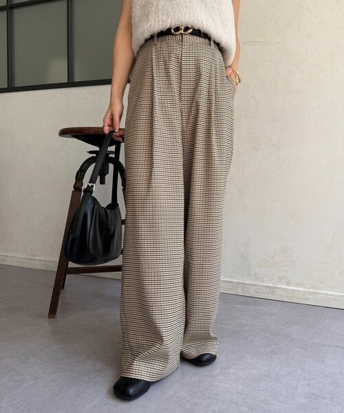 Thevon(ゼボン)の「タックストレートスラックス(その他パンツ・レディース・ブラウン/ベージュ・FREE)」の18枚目の写真