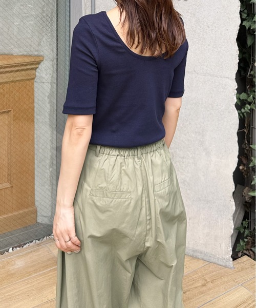 LE MORE(リモア)の「バックオープンハーフスリーブトップス(Tシャツ/カットソー・レディース・アイボリー/ネイビー/ブラック・FREE)」の16枚目の写真