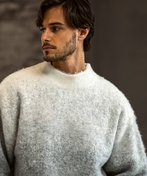 AKM Contemporary（エイケイエムコンテンポラリー）の「【WEB・直営店限定】AKM Contemporary(エイケイエムコンテンポラリー)モヘア オーバーサイズ グラデーション ニット(保温性/起毛)（ニット/セーター・メンズ・ブラック/ホワイト/ブラウン・S/M/L/XL）」の6枚目の写真