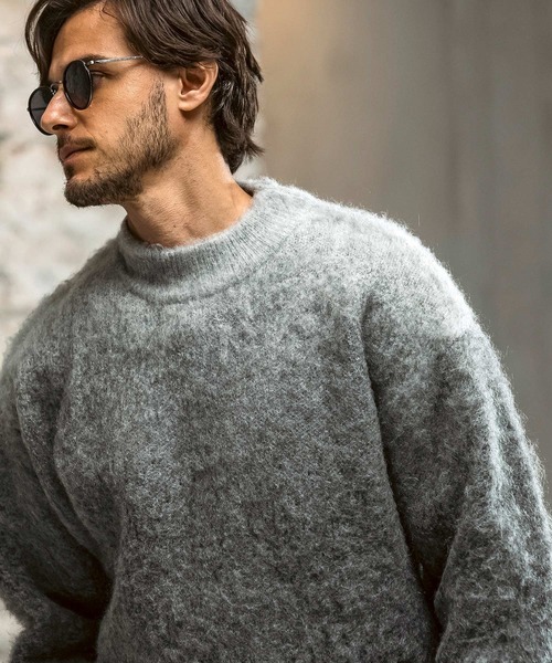 AKM Contemporary（エイケイエムコンテンポラリー）の「【WEB・直営店限定】AKM Contemporary(エイケイエムコンテンポラリー)モヘア オーバーサイズ グラデーション ニット(保温性/起毛)（ニット/セーター・メンズ・ブラック/ホワイト/ブラウン・S/M/L/XL）」の13枚目の写真