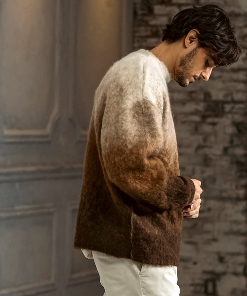 AKM Contemporary（エイケイエムコンテンポラリー）の「【WEB・直営店限定】AKM Contemporary(エイケイエムコンテンポラリー)モヘア オーバーサイズ グラデーション ニット(保温性/起毛)（ニット/セーター・メンズ・ブラック/ホワイト/ブラウン・S/M/L/XL）」の15枚目の写真