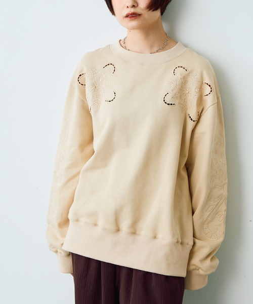 Crisp（クリスプ）の「ヴィンテージカットワークデザインスウェット（スウェット・レディース・アイボリー/グリーン・FREE）」の11枚目の写真