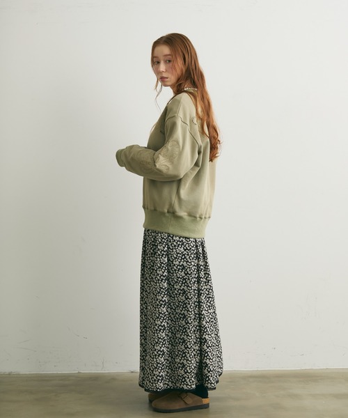 Crisp（クリスプ）の「ヴィンテージカットワークデザインスウェット（スウェット・レディース・アイボリー/グリーン・FREE）」の7枚目の写真