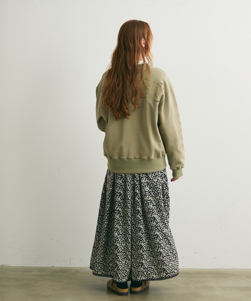 Crisp（クリスプ）の「ヴィンテージカットワークデザインスウェット（スウェット・レディース・アイボリー/グリーン・FREE）」の8枚目の写真