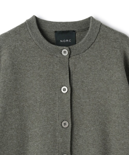 N.O.R.C（ノーク）の「【ZOZO限定】ファンクションイージーニットカーディガン（カーディガン/ボレロ・レディース・ブラック/チャコール/ブルー/アイボリー/ベビーピンク・フリー）」の12枚目の写真