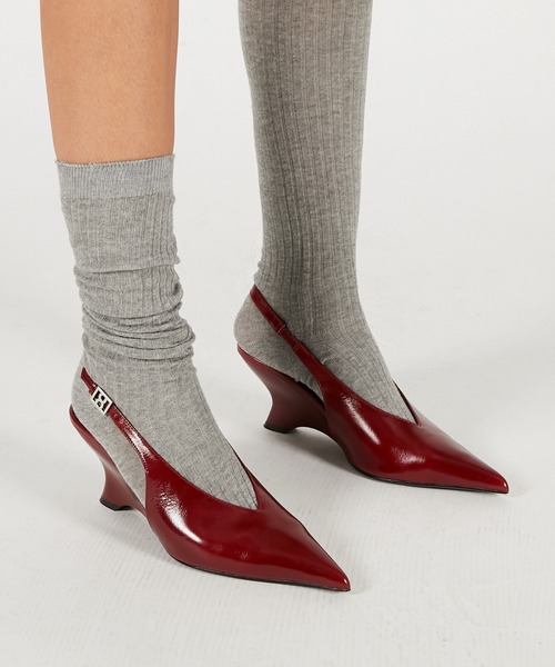 PRANK PROJECT（プランクプロジェクト）の「Vカットウェッジパンプス / V-Cut Wedge Pumps（パンプス・レディース・レッド/ブラック・36/37/38）」の3枚目の写真