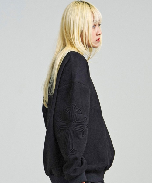 GALLIS ADDICTION(ガリスアディクション)の「GA SUEDE EMBOSS CREW(スウェット・メンズ・ブラック/アイボリー・M/L)」の13枚目の写真