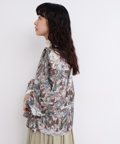 l'atelier du savon（アトリエドサボン）の「星くずと冬の街　シャツコールプリントブラウス（シャツ/ブラウス・レディース・ネイビー/ベージュ・FREE）」の8枚目の写真