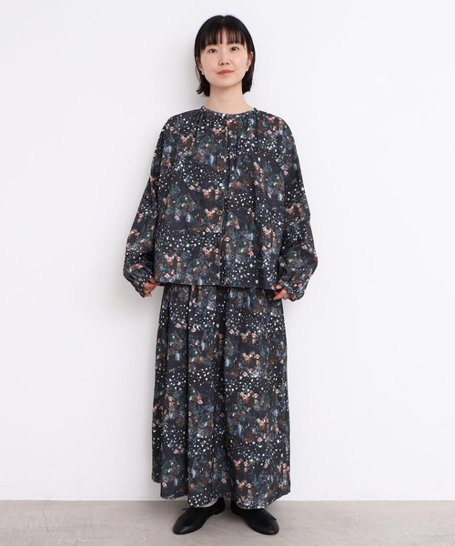 l'atelier du savon（アトリエドサボン）の「星くずと冬の街　シャツコールプリントブラウス（シャツ/ブラウス・レディース・ネイビー/ベージュ・FREE）」の21枚目の写真