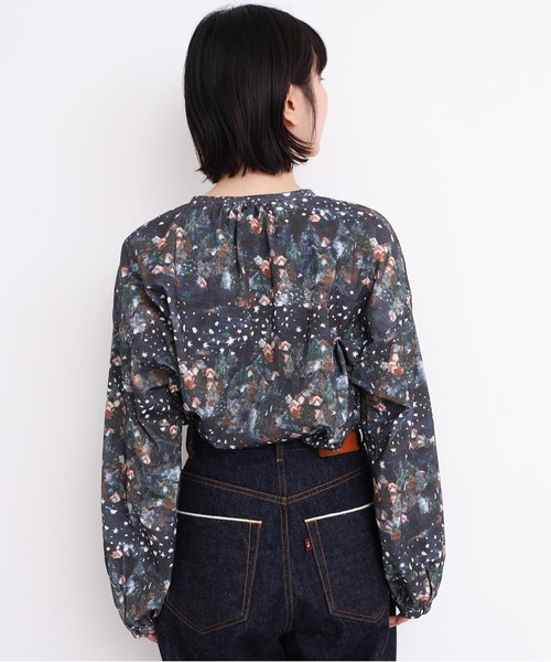 l'atelier du savon（アトリエドサボン）の「星くずと冬の街　シャツコールプリントブラウス（シャツ/ブラウス・レディース・ネイビー/ベージュ・FREE）」の15枚目の写真