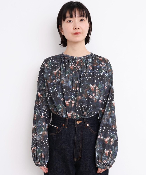 l'atelier du savon（アトリエドサボン）の「星くずと冬の街　シャツコールプリントブラウス（シャツ/ブラウス・レディース・ネイビー/ベージュ・FREE）」の12枚目の写真