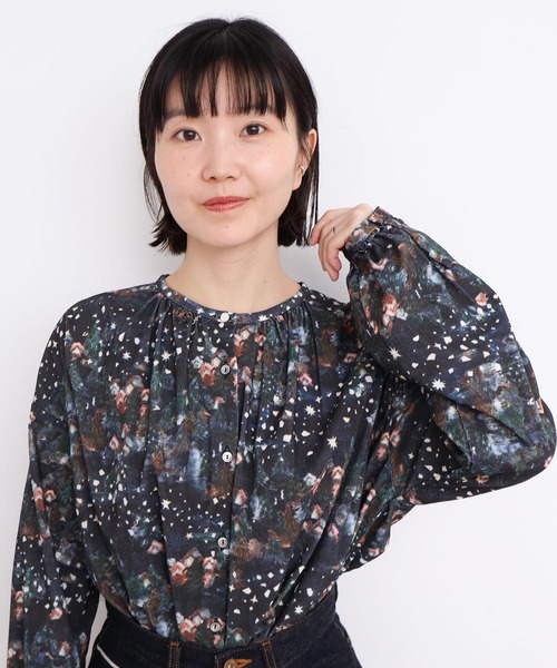 l'atelier du savon（アトリエドサボン）の「星くずと冬の街　シャツコールプリントブラウス（シャツ/ブラウス・レディース・ネイビー/ベージュ・FREE）」の11枚目の写真