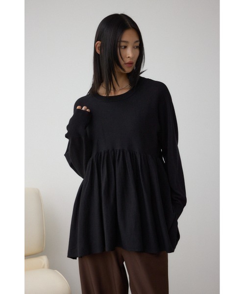 AZUL by moussy（アズールバイマウジー）の「ペプラムデザインニットトップス（ニット/セーター・レディース・ブラック/ブラウン/レッド・FREE）」の5枚目の写真