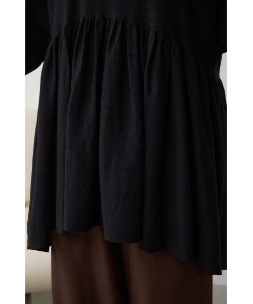 AZUL by moussy（アズールバイマウジー）の「ペプラムデザインニットトップス（ニット/セーター・レディース・ブラック/ブラウン/レッド・FREE）」の13枚目の写真