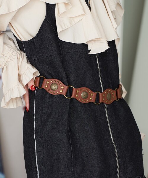 CIAOPANIC(チャオパニック)の「【neutral by ciaopanic】コンチョボタンベルト(ベルト・レディース・ブラック/ブラウン・ONE SIZE)」の1枚目の写真