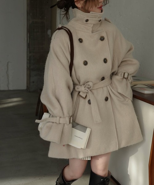 WILLFULLY（ウィルフリー）の「middle shaggy volume sleeve trench coat（トレンチコート・レディース・ベージュ系その他/キャメル/チャコール/ブラック・FREE）」の3枚目の写真