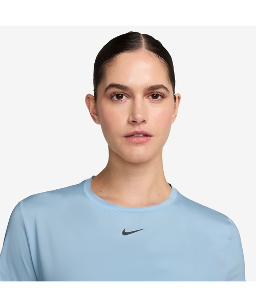 NIKE（ナイキ）の「ナイキ NIKE ナイキ  ワン クラシック DF S/S トップ（Tシャツ/カットソー・レディース・ブルー・M/S/L）」の3枚目の写真