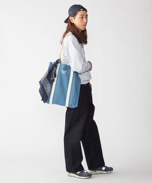 SHIPS（シップス）の「SHIPS×TAKE IVY:『TAKE NVY』INTER-VARSITYトートバッグ（トートバッグ・メンズ・ワイン/グリーン/キャメル/ロイヤルブルー/ネイビー・ONE SIZE）」の6枚目の写真