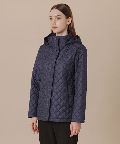 MACKINTOSH LONDON（マッキントッシュ ロンドン）の「キルティングタフタフーデットショートコート（ブルゾン・レディース・ネイビー/ブラック・36/38/40）」の6枚目の写真