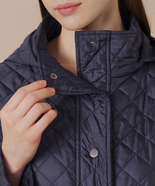 MACKINTOSH LONDON（マッキントッシュ ロンドン）の「キルティングタフタフーデットショートコート（ブルゾン・レディース・ネイビー/ブラック・36/38/40）」の8枚目の写真