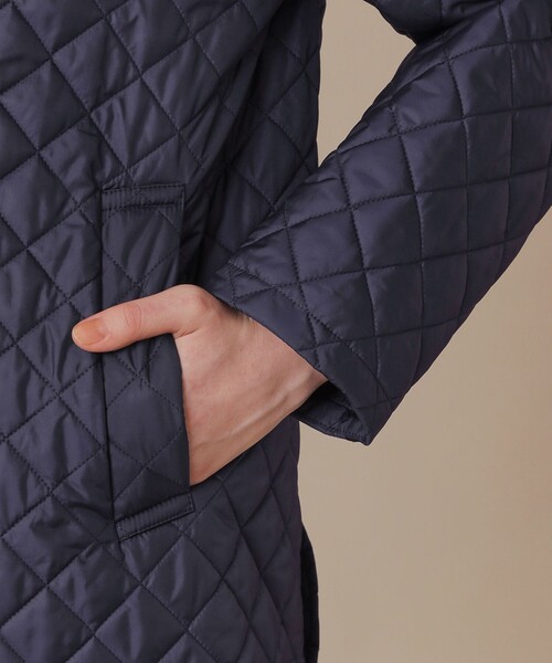 MACKINTOSH LONDON（マッキントッシュ ロンドン）の「キルティングタフタフーデットショートコート（ブルゾン・レディース・ネイビー/ブラック・36/38/40）」の10枚目の写真