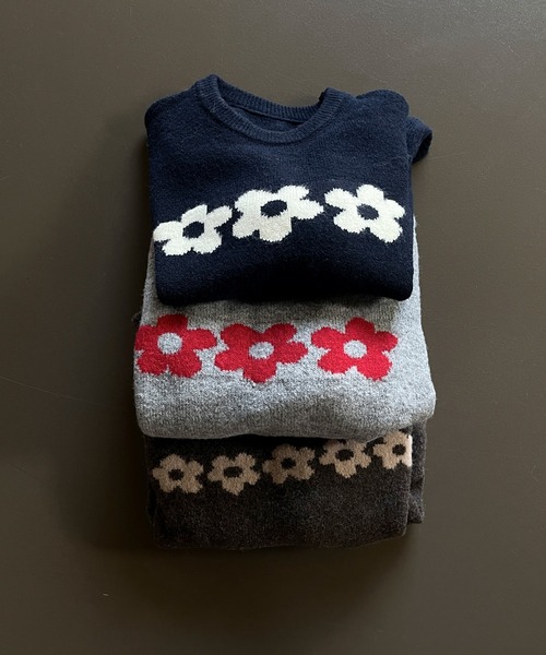 UNE MANSION(ユヌマンション)の「【UNE ORIGINAL】ふわふわラブリーフラワーベーシックシルエットニット(ニット/セーター・レディース・ネイビー/ブラウン/グレー・FREE)」の22枚目の写真