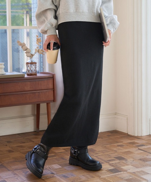 perverze ブラックニットスカート 押さえておきたい！完売必須アイテムのカラー別コーデ♡レザースカート