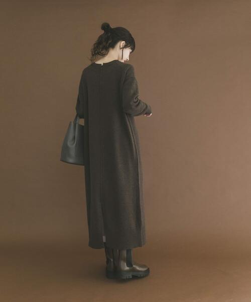 ITEMS URBANRESEARCH（アイテムズ アーバンリサーチ）の「ループニットベストセットワンピース（ワンピース・レディース・グレー/イエロー系その他/ブラウン・FREE）」の21枚目の写真